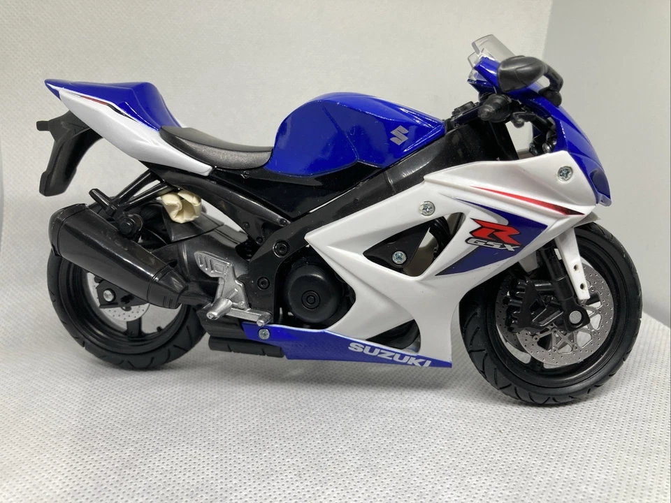 2008 Suzuki GSX-R1000 Blue Bike Motorcycle 1/12 Scale Diecast Model by New Ray - image 2 of 4