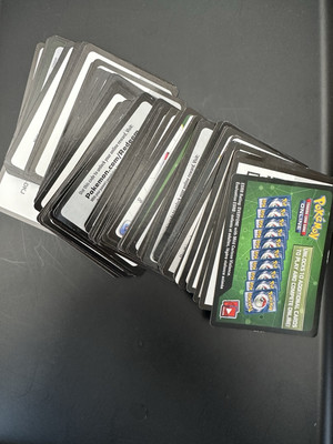 Pokemon Code Karten x 100 mehrere Sets Online Codes tolle Sets dabei 