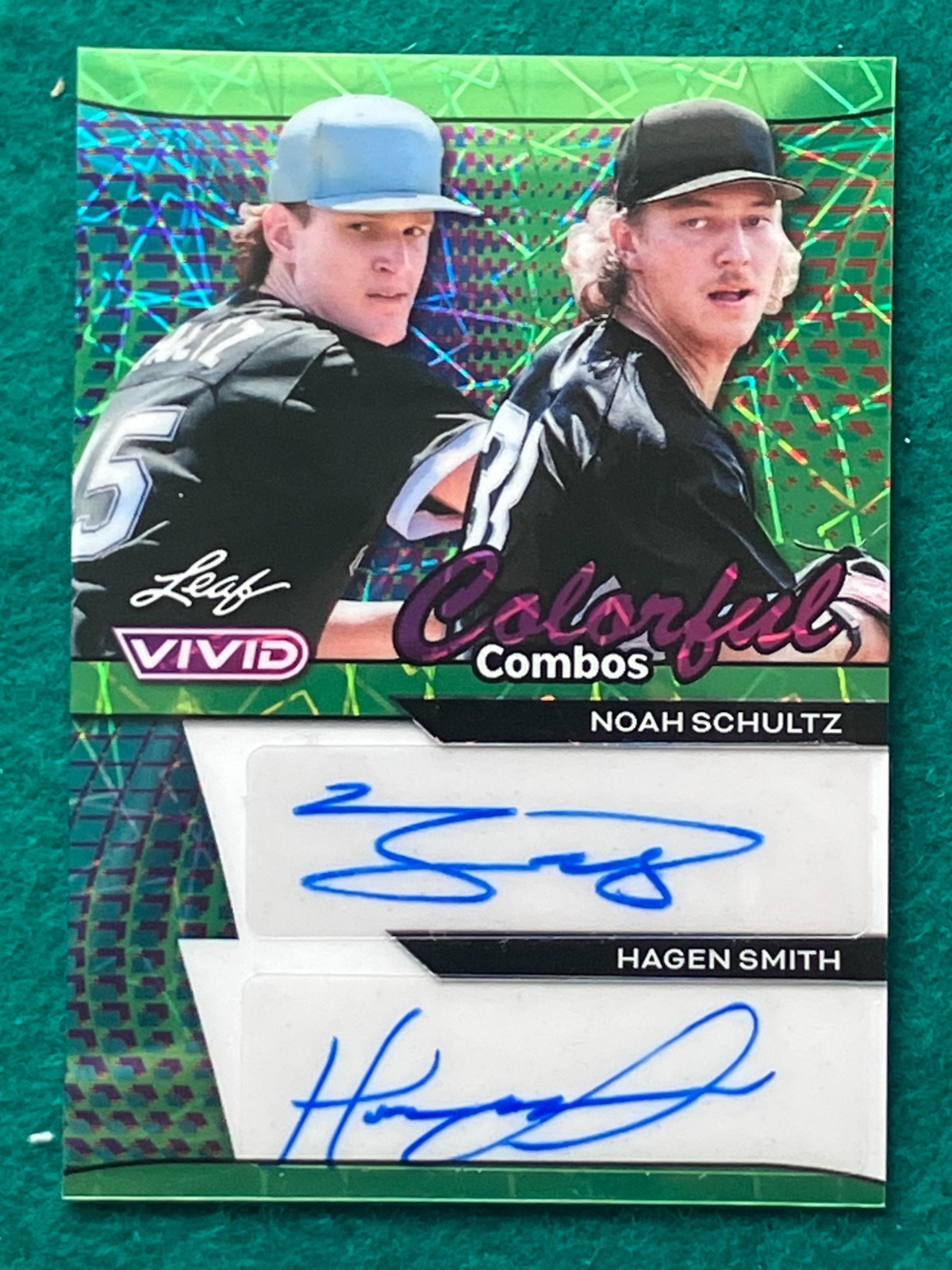 2024 Leaf Vivid NOAH SCHULTZ HAGAN SMITH ColorfuL Comobs Auto 1/1 White Sox RCs view 1