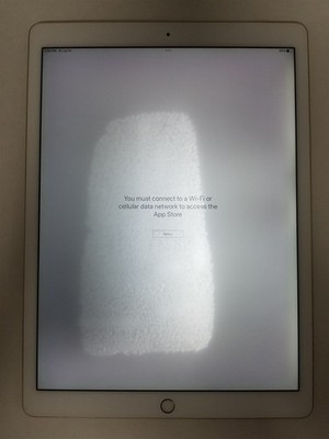 Apple iPad Pro (12.9-inch) A1584 128 GB, Wi-Fi, 12.9 in - Gold for