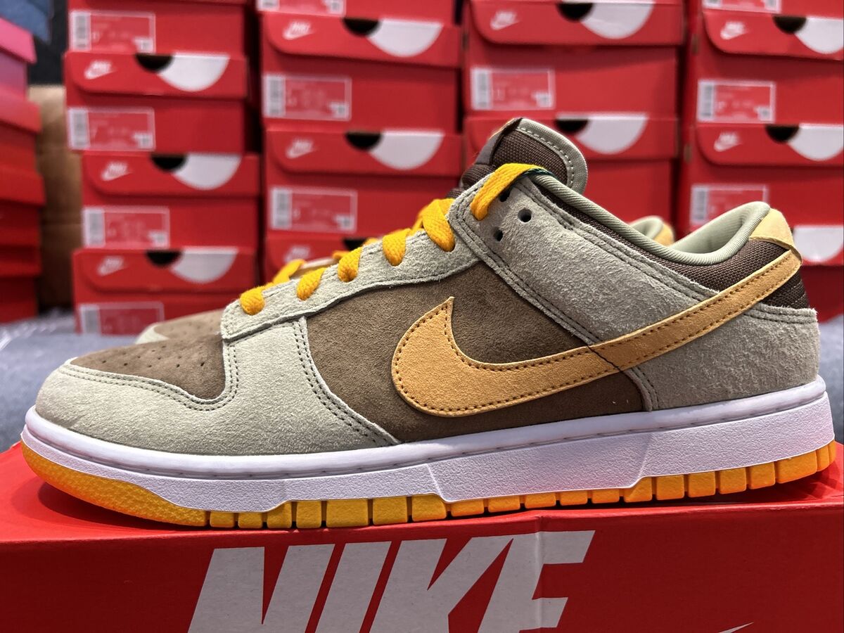 Nike Dunk Low SE “Dusty Olive” - Men's Size 10 194958118785 Nike Dunk Low SE “Dusty Olive” - Men's Size 10 194958118785