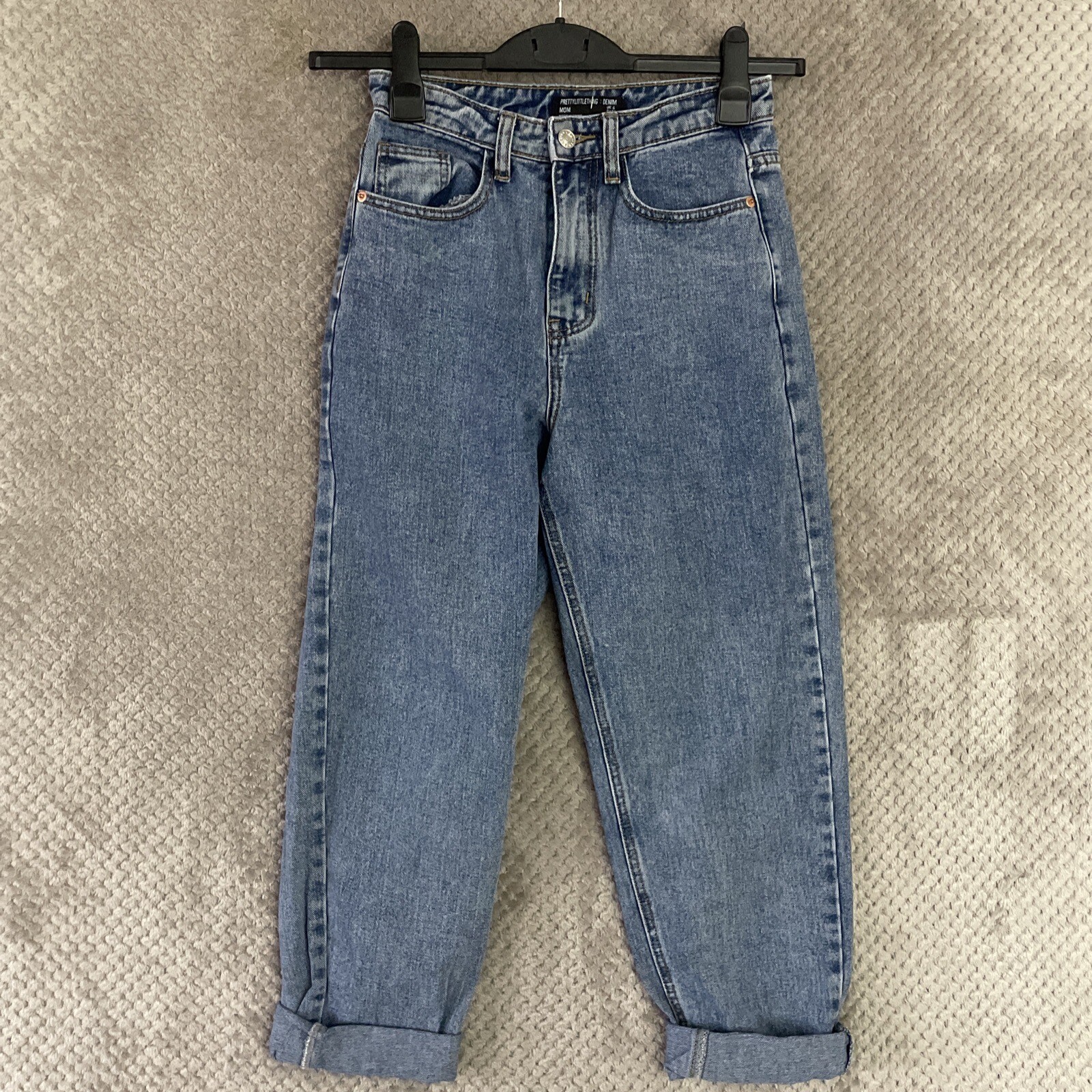 PRETTY LITTLE THING MOM JEANS SIZE UK 6 BLUE DENIM