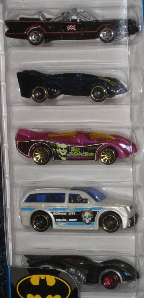 Hot Wheels 2016 Batman 5 Pack 3 versions of BATMOBILE ! NEW Sealed Free Ship ! - Image 3 of 4