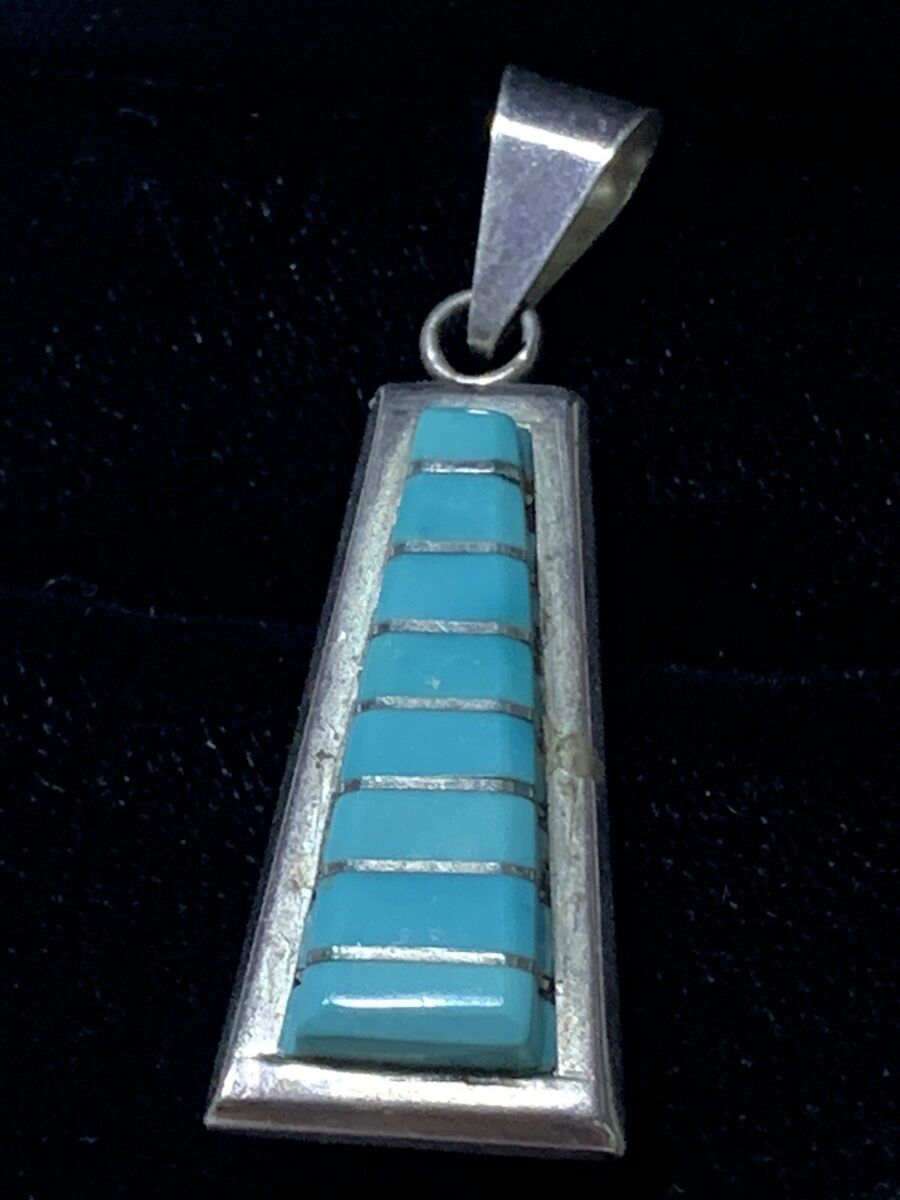 Walnut & Green Turquoise Inlay Vintage Native American Navajo Sterling Silver Bracelet Walnut & Green Turquoise Inlay Vintage Native American Navajo Sterling Silver Bracelet