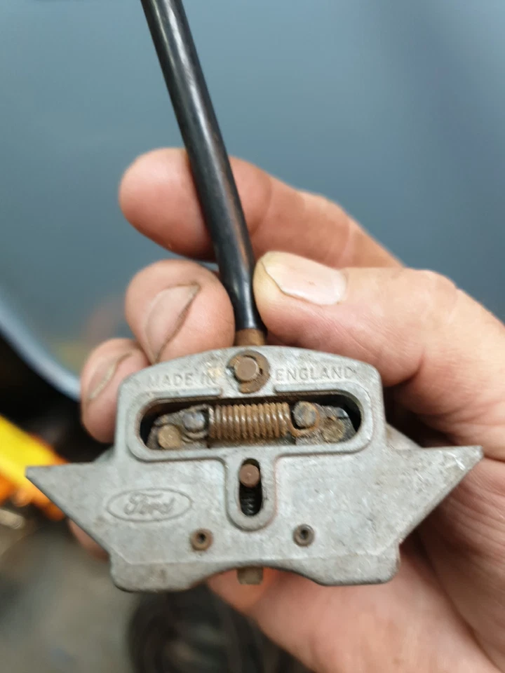 Ford Cortina Mk3 Indicator Stalk With Horn 71 BG 13335/BA GENUINE FORD RARE NOW - Image 2 of 4