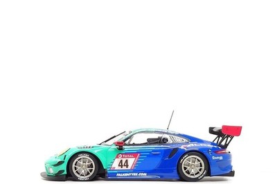Minichamps 1:18 Porsche 911 GT3 R #44 Falken Motorsports - 24h Nurburgring 2020