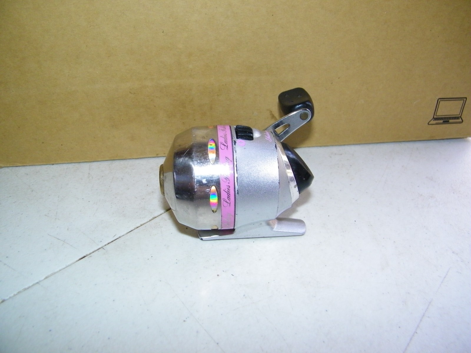 Shakespeare Lady Fishing LADIESSC6 casting reel
