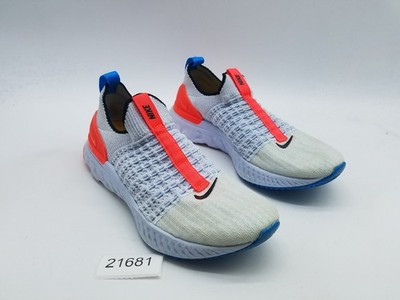 Nike React Phantom Run Flyknit 2 Women's Size 7 Running Shoes Gray Crimsom