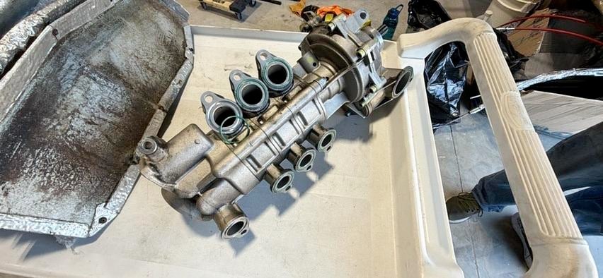 Ferrari F430 Water / Oil Pump Assembly – OEM 217628 – Good Condition