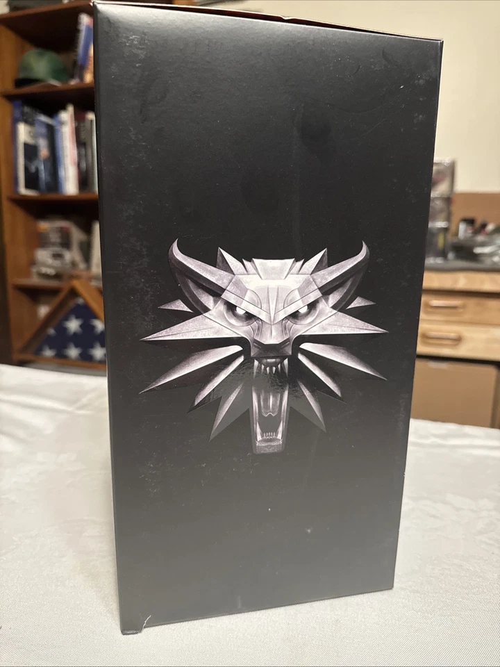 The Witcher III Wild Hunt Yennefer of Vengerberg Series 2 Alternate Look Statue - Image 4 of 4