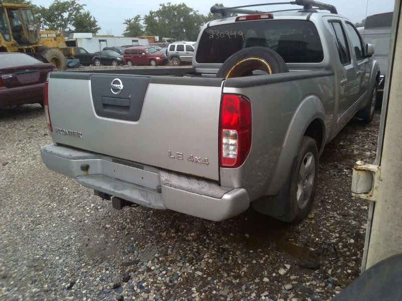 2005-2019 Nissan Frontier Front Differential Carrier Assembly 3.36 Ratio OEM - Image 4 of 4