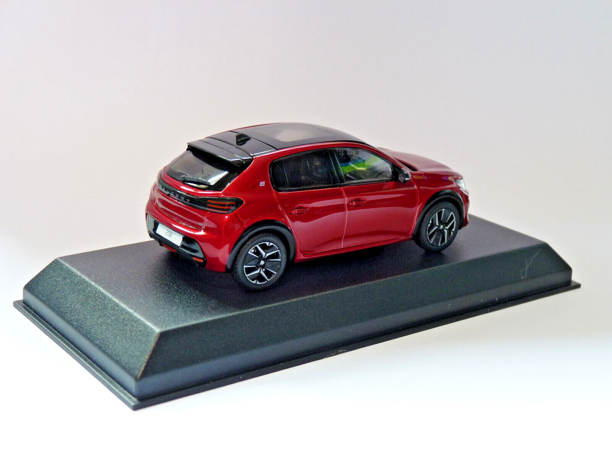 Norev 1/43 Peugeot 208 GT 2024 - Jaune Agueda - Miniature Occasion