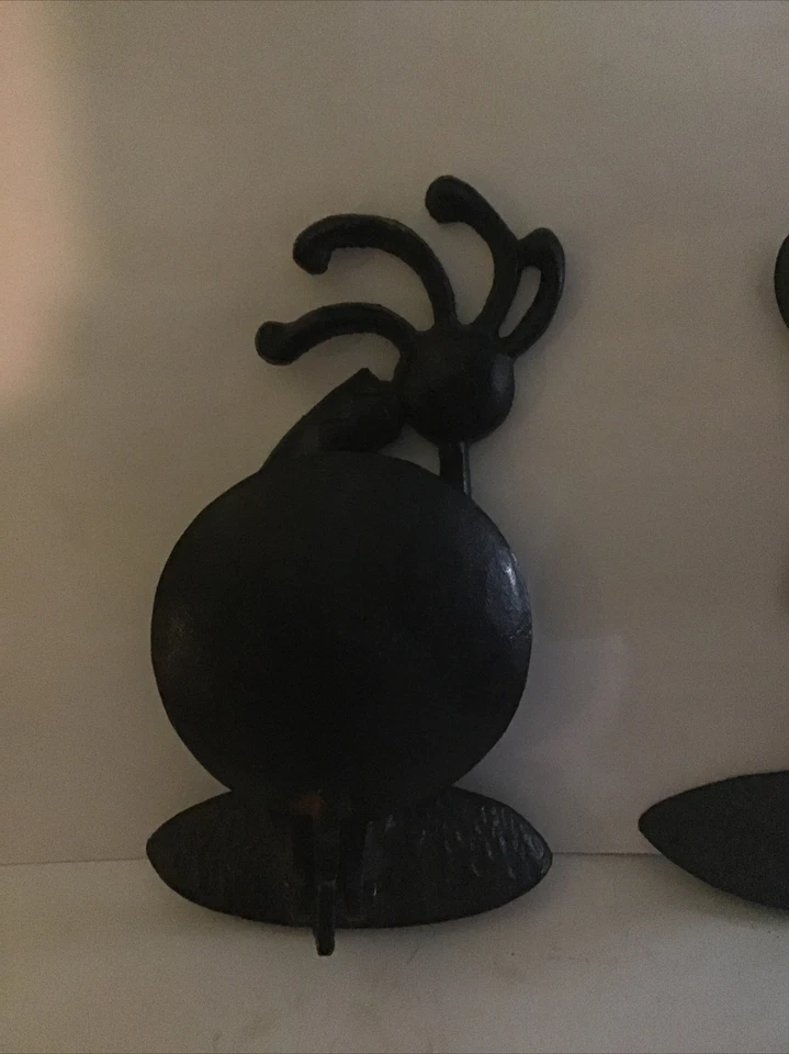 Juego de 2 candelabros de pared de hierro forjado negro flauta india pesada Foto 4 de 4