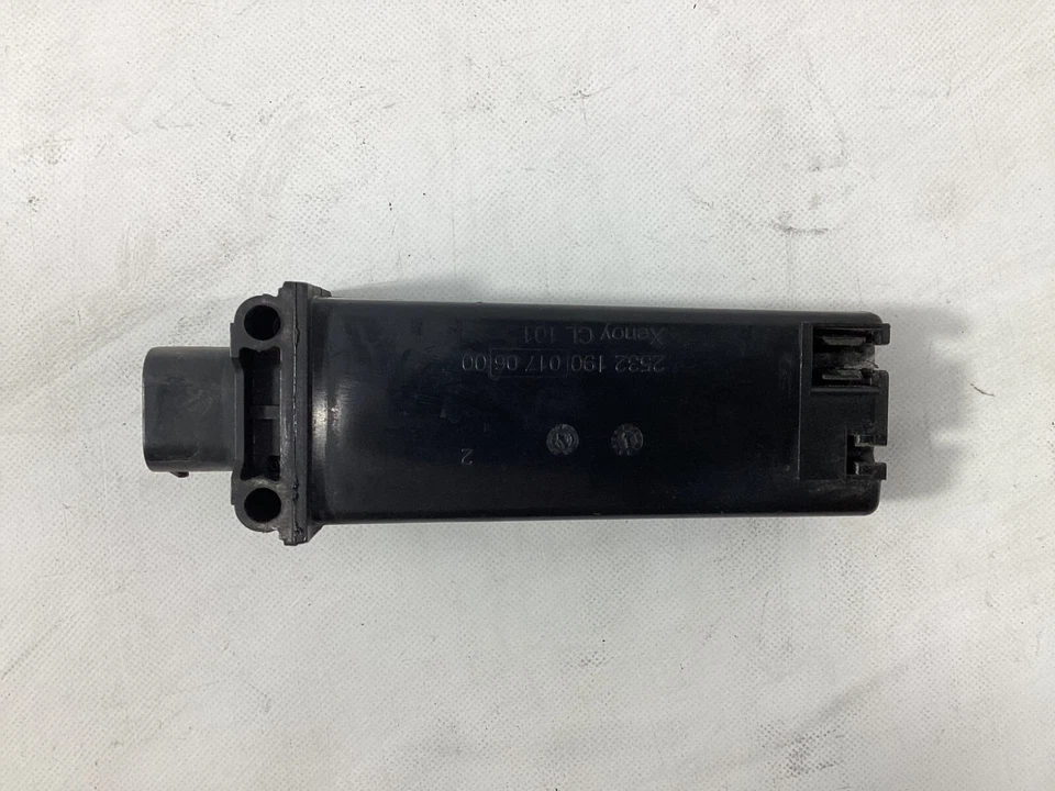 BMW 550i xDrive 2013 RDC TPMS módulo de monitoreo de presión de neumáticos 6857938 OEM. Foto 2 de 4