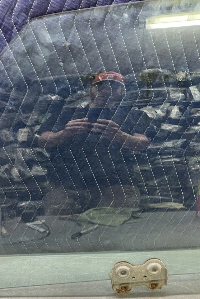 80-92 Chevy Buick Oldsmobile Pontiac 4 Door Driver Front Door Window Glass OEM - Image 3 of 4