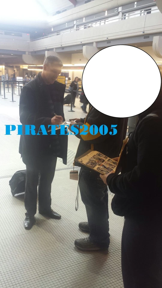 CAMISETA FIRMADA POR PIERRE TURGEON #77 VINTAGE CCM ST. LOUIS BLUES CON LICENCIA CERTIFICADO DE AUTENTICIDAD PSA Foto 4 de 4