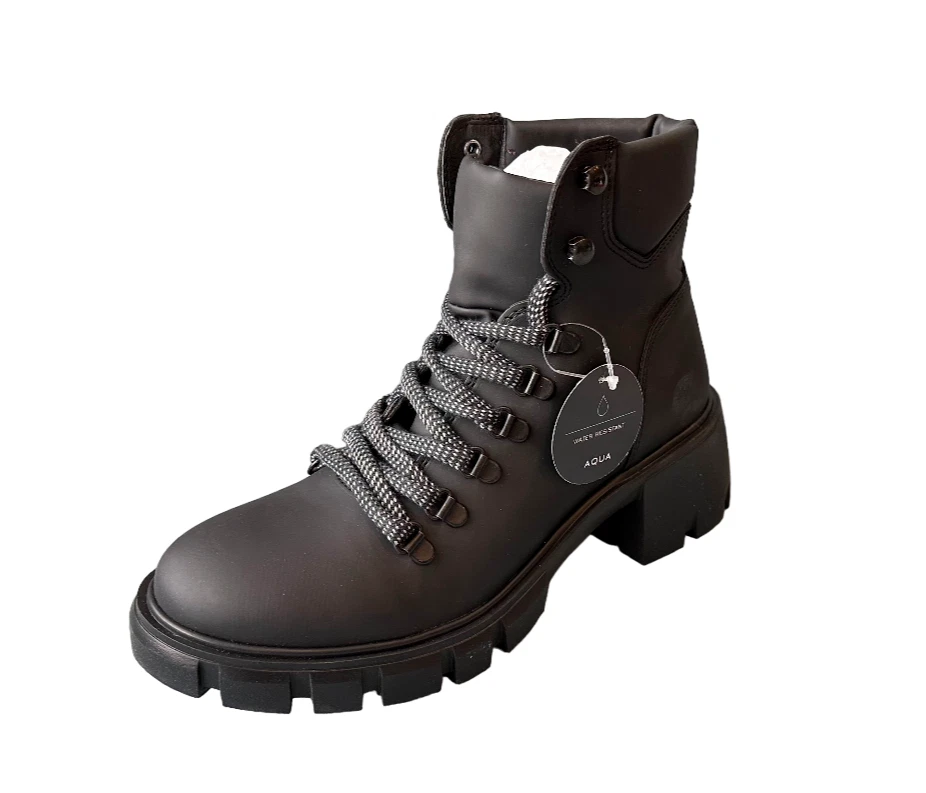 Aqua brand best sale boots