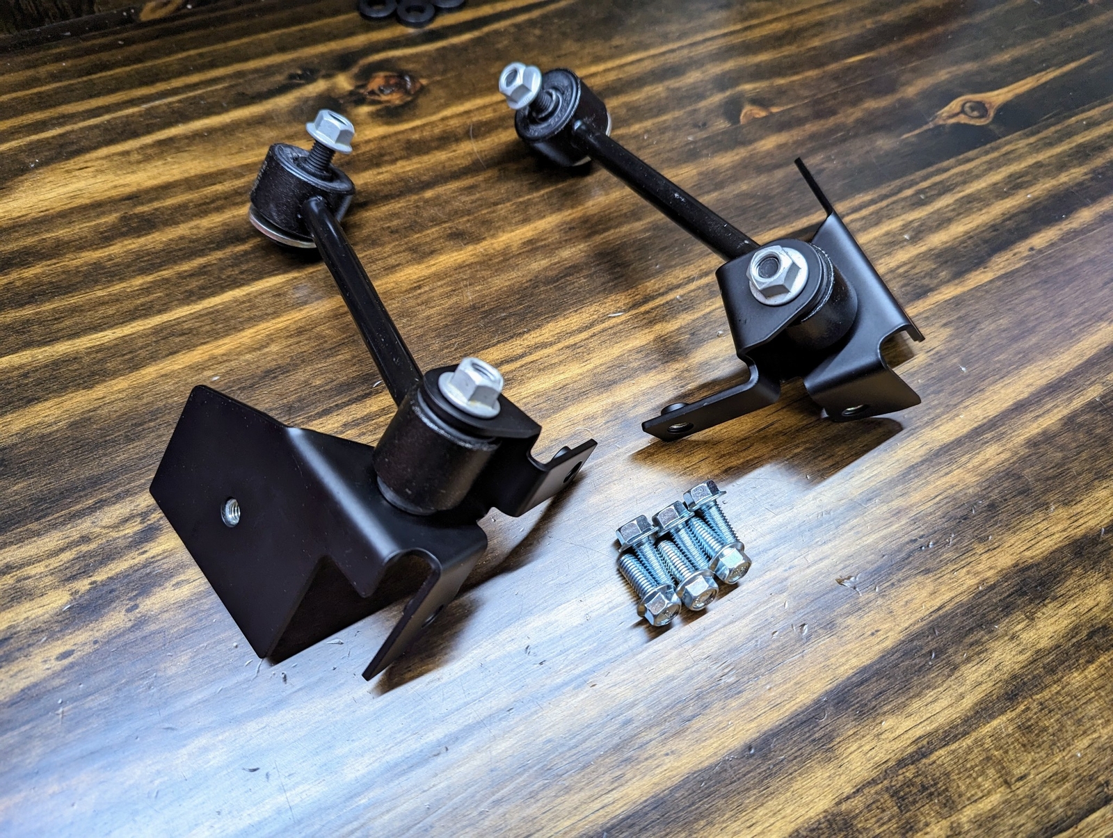 NEW 8204 Chevy S10 ZQ8 Xtreme Rear Sway Bar Frame Bracket End Link