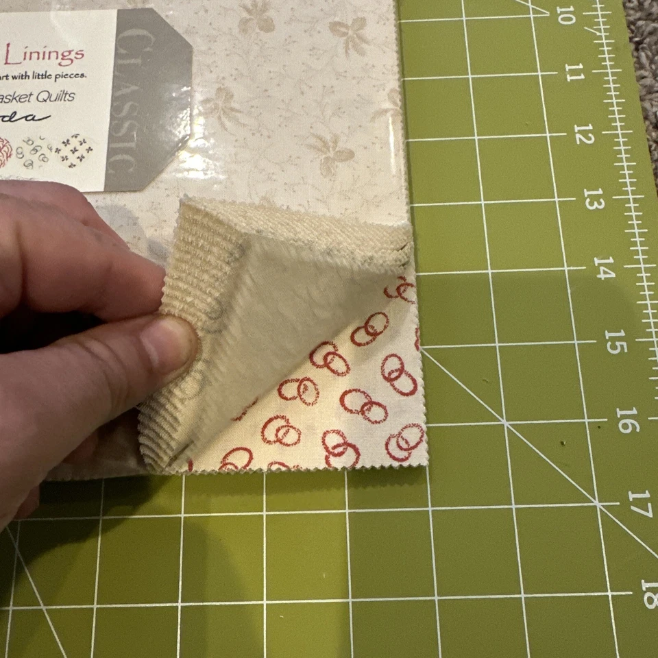 Ткань Moda — серебряные подкладки от Laundry Basket Quilts — квадратный слой для торта 10 дюймов - Изображение 4 из 4