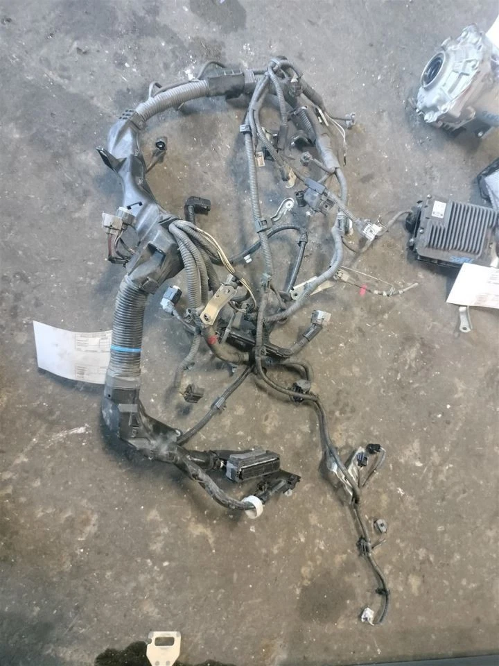 ENGINE WIRE HARNESS 8212178011 2016 LEXUS NX200T Foto 3 de 4