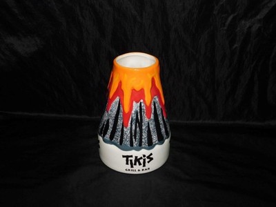Hawaii Volcano Mug Tiki's Grill Bar Waikiki Hawaiian 64 fl oz Numbered Limited