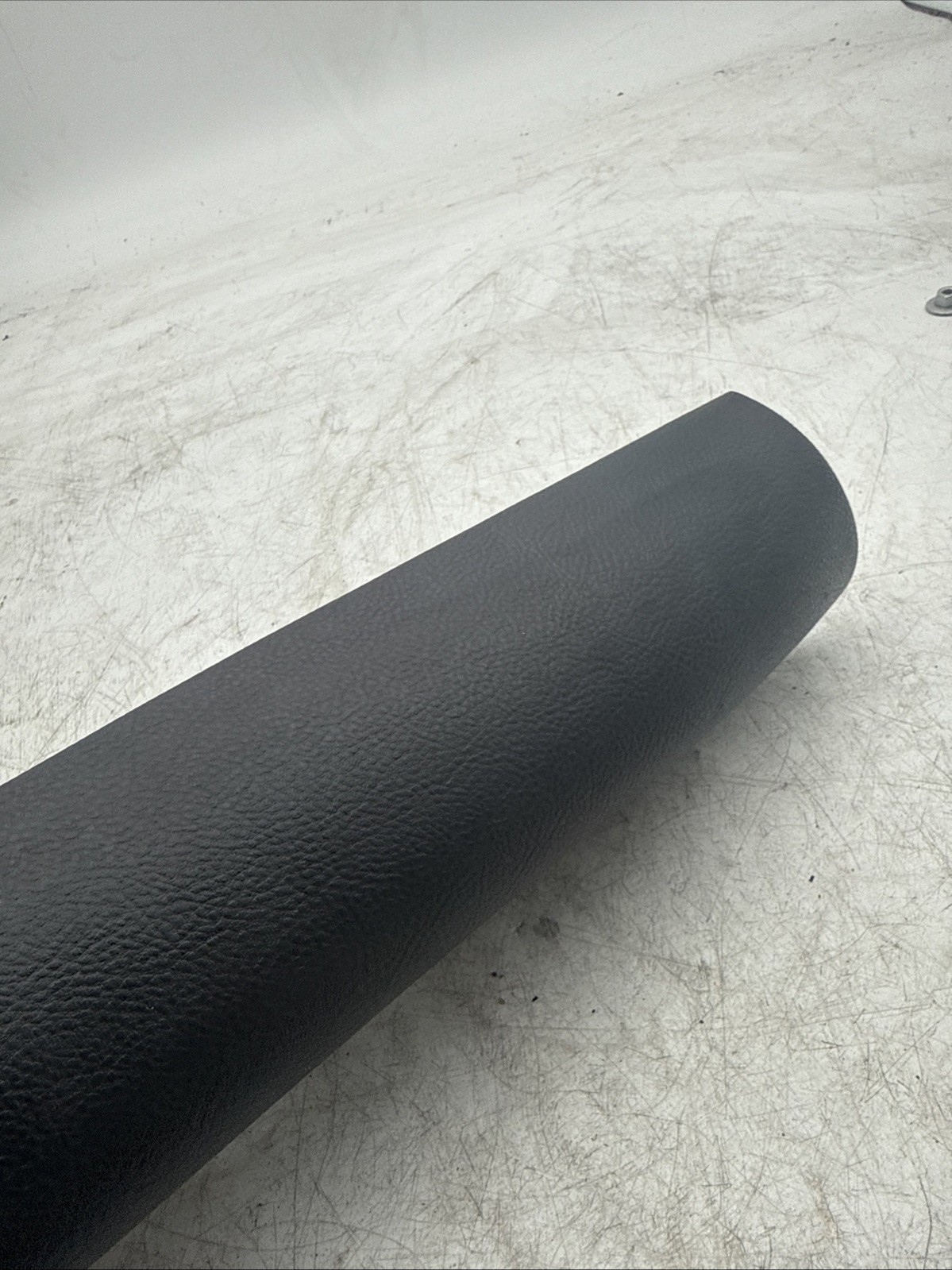 05-13 CHEVROLET CORVETTE C6 FRONT LOWER LEFT DRIVER SIDE PILLAR TRIM BLACK OEM