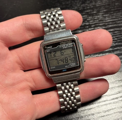 Vintage Timex Digital Men’s Watch Retro Stainless Band Read