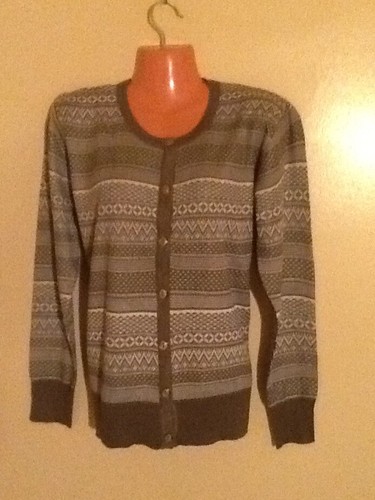 Women's Stripped Button Down Long Sleeve Cardigan Sweater - 第 1/3 張圖片