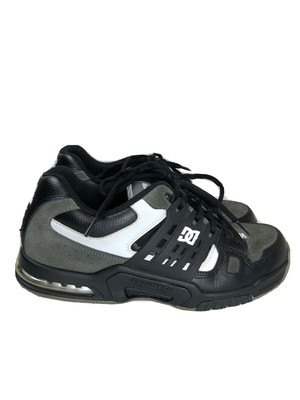 dc shoes at2
