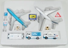 New! PPC Holland 003038 Air France / KLM Airport set (toy grade - not to scale)