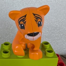 Lego Duplo 6136 My First Zoo Zookeeper Animals Elephant Giraffe MISSING 2 pieces