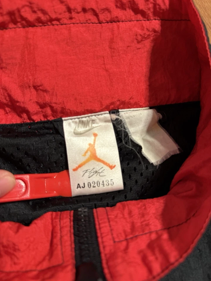 Vintage 1980s Nike Air Jordan Flight Jacket Vest Black Red Size Large Numbered - Image 2 of 4