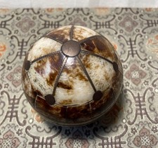 Kleine, runde Deckeldose aus Messing mit Bein-Deckel