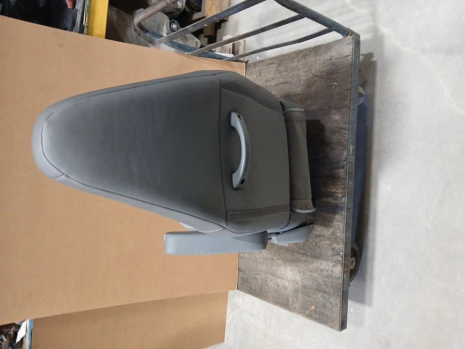 Asiento con canastilla de tela delantero derecho pasajero para GMC Savana 2500 3085007 2025 Foto 4 de 4