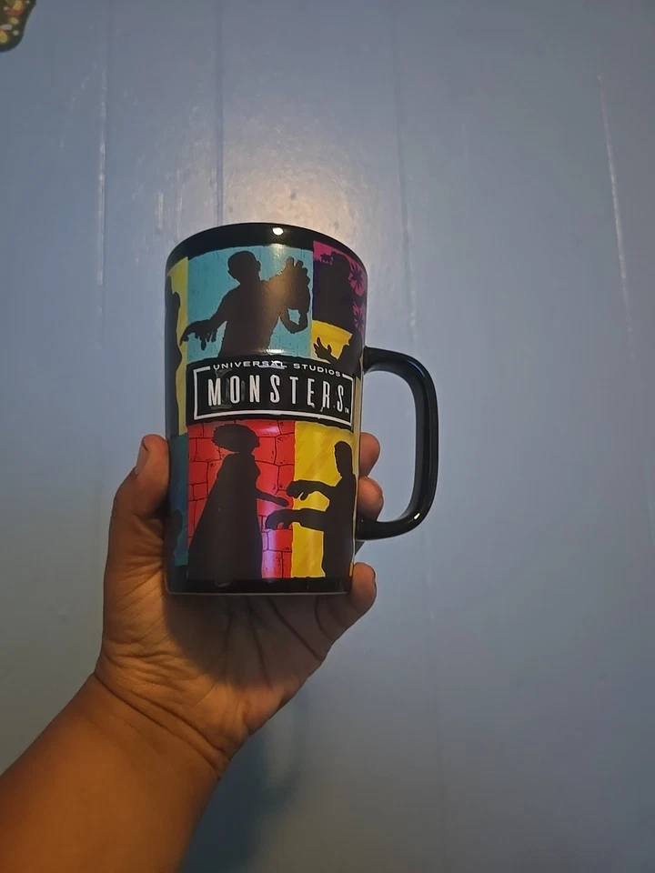 Universal Studios Universal Monsters Dracula Mummy Wolfman Color Changing Mug - Image 2 of 2