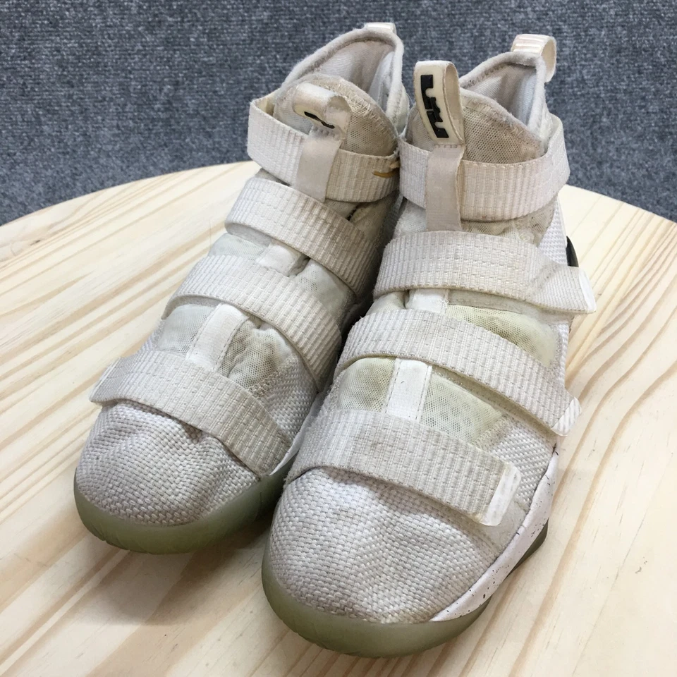 Nike Zapatos Juveniles 6.5 Lebron Soldier 11 GS Baloncesto Blanco Sin Plantillas 918369-101 Foto 3 de 4