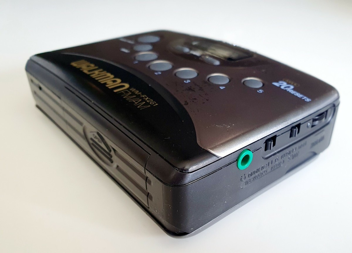 Rare Sony WM FX261 Walkman Radio Fonctionne, Avec Housse Dans L'état