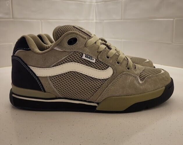 VANS★ROWLEY XLT LX★兼用★OFF ROAD GUNL/BLACK Rowley XLT Shoe in Blackout Black | Vans
