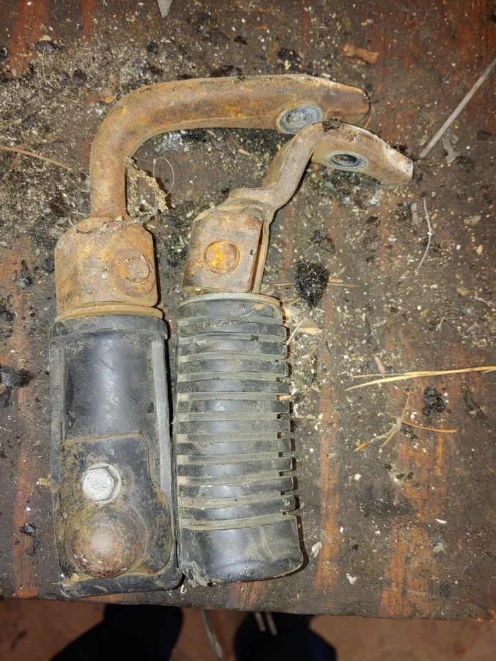 Pinos de motorista Honda CB400A Hawk 1978 - Imagem 2 de 2