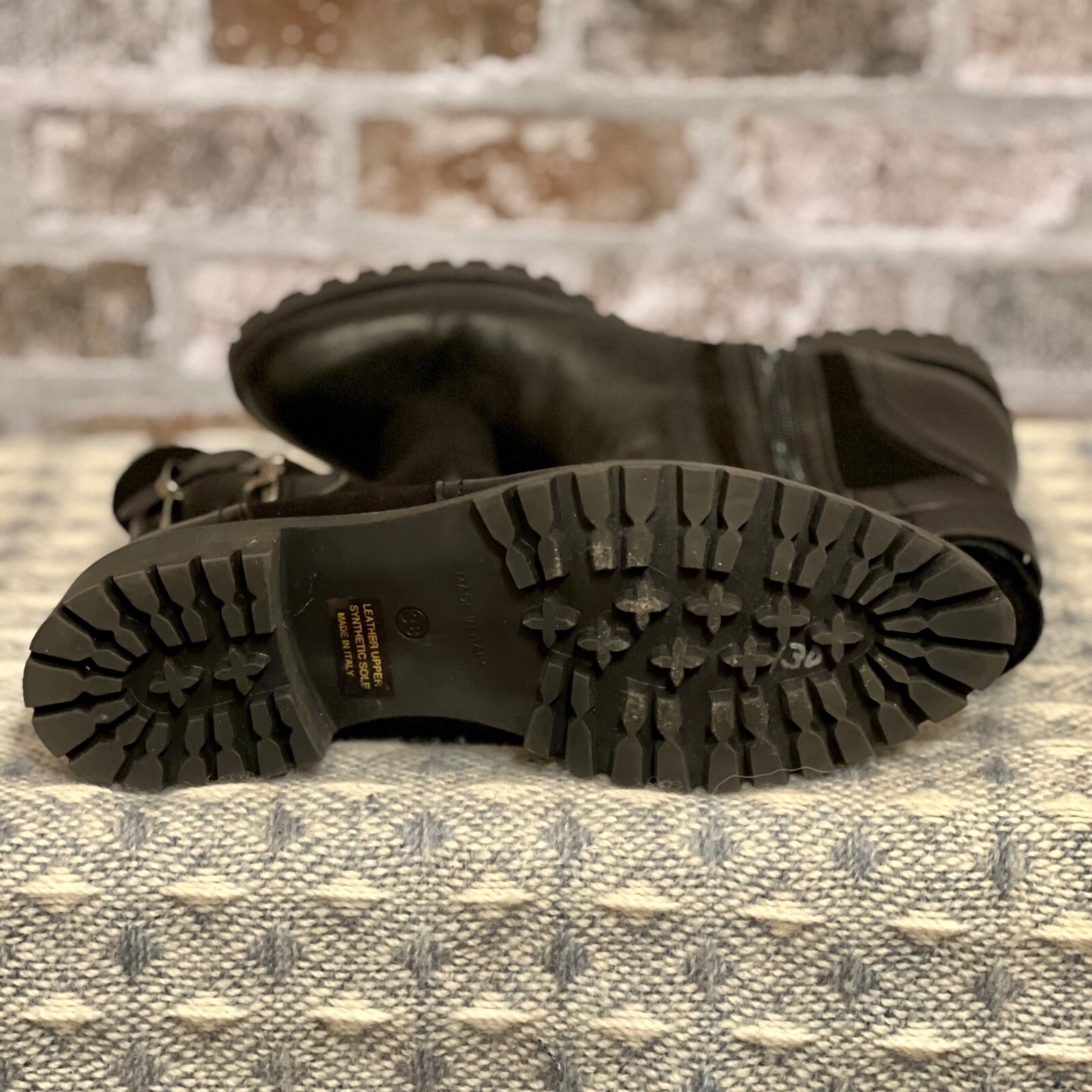 SAOLA NAPOLEONI stivaletti in pelle fibbia accento suola a strappo nero taglia 38