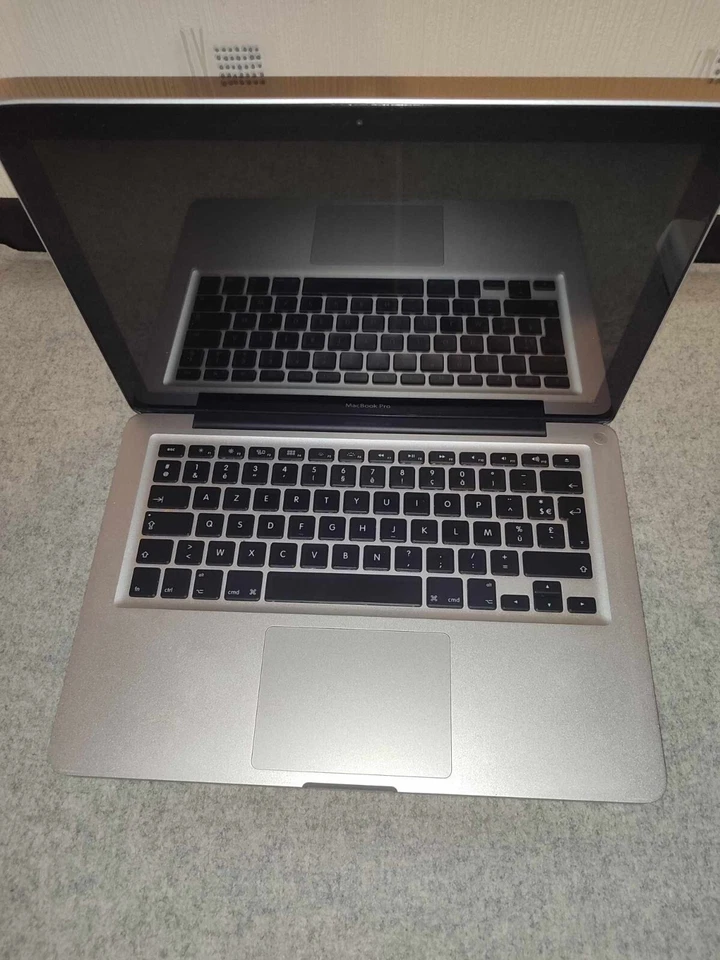 Apple MacBook Pro 13" 2011 · i5 · 4GB · 128GB, photo 2 sur 5