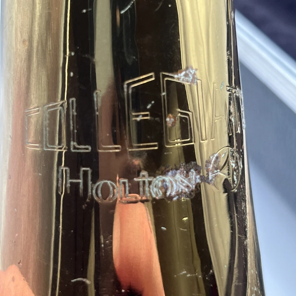 Trombón Colegial Holton De Colección con Estuche TR602 Sin Boca Se Vende Como Está Se Desliza Foto 2 de 4