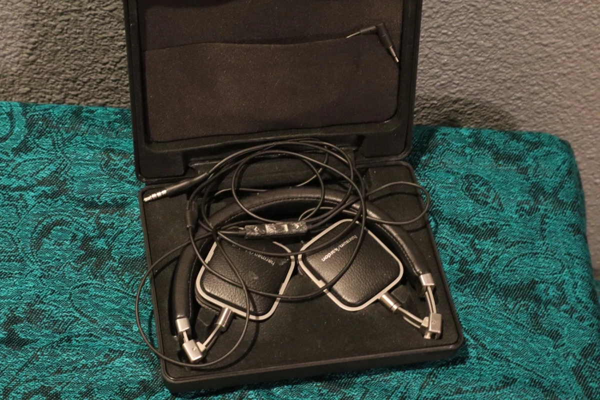 Harman Kardon Headphones with Adjustable Headband for Sale | Shop