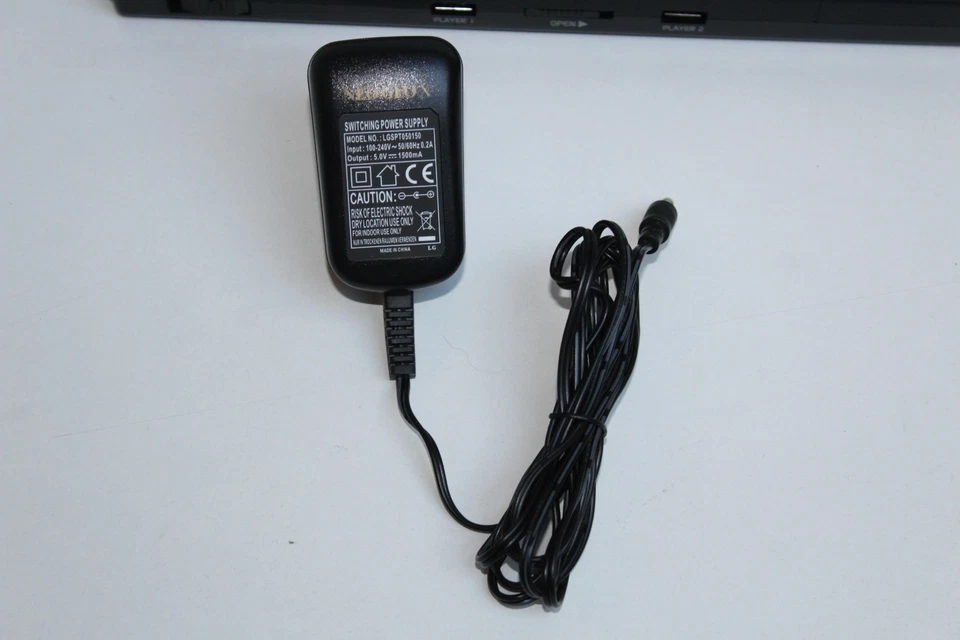 Dock de charge, Station d' acceuil pour console Neo Geo X Gold + câbles . - Photo 2/4