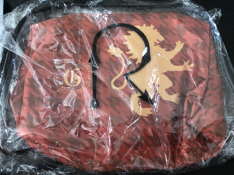 HARRY POTTER Loot Crate Gryffindor Travel Bag (Sealed)