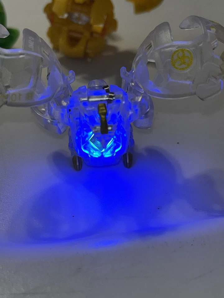 Bakugan Lote de 6 Incluye 1 Iluminar Uno - Sin Tarjetas Foto 4 de 4