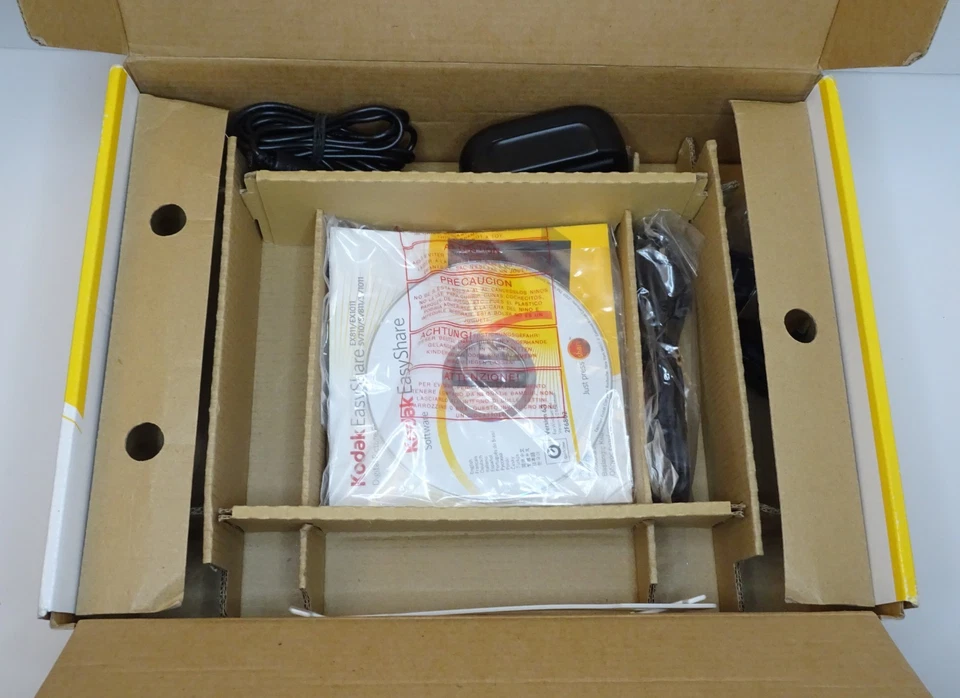 KODAK EASYSHARE SV811 Digital 8" Photo Frame SD Card Viewer, XD, CF - Image 4 of 4