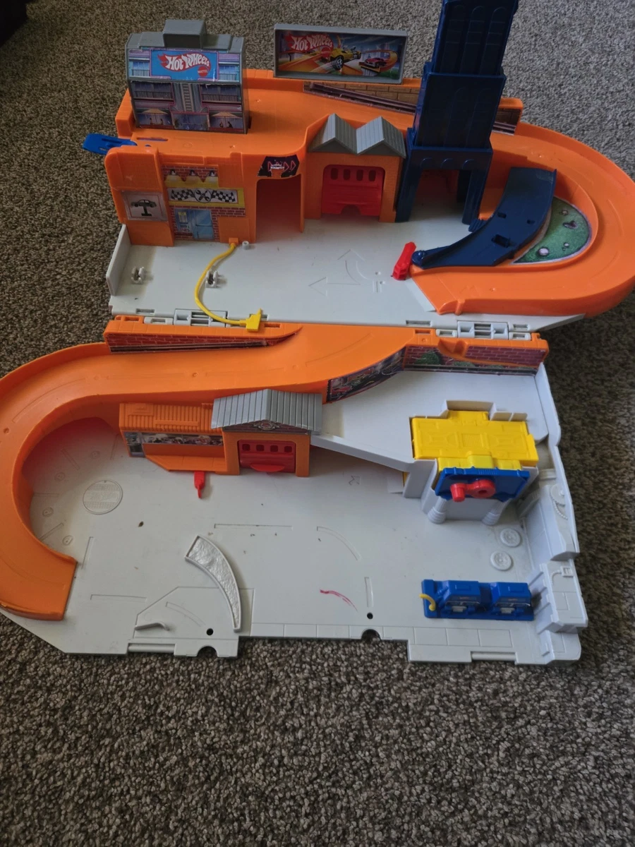 Mattel Hot Wheels Ultimate Garage Diecast Vehicle Play Sets for