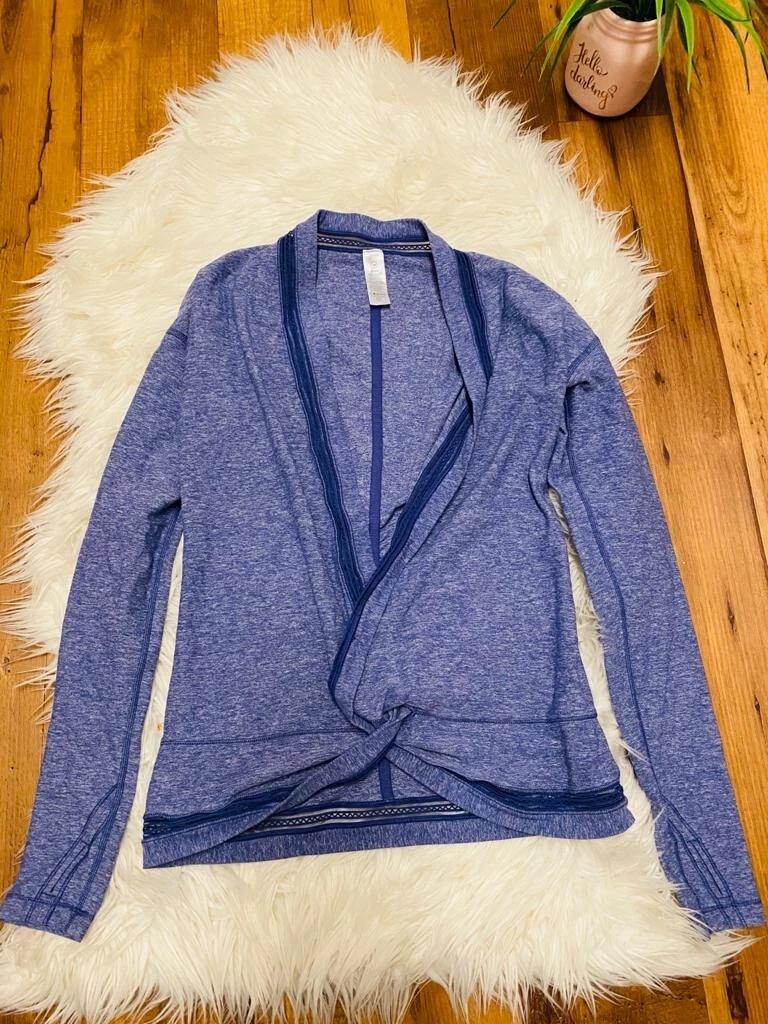 Ivivva sweater store