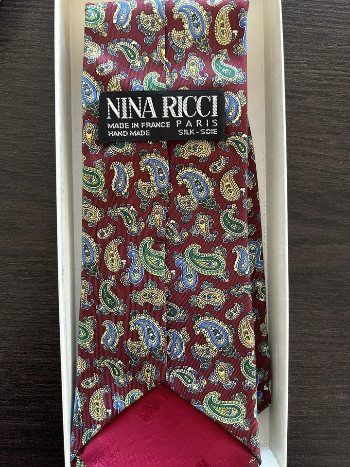 Nina Ricci Monsieur Paris - Juego de corbatas vintage de seda con pañuelo de bolsillo Foto 3 de 4